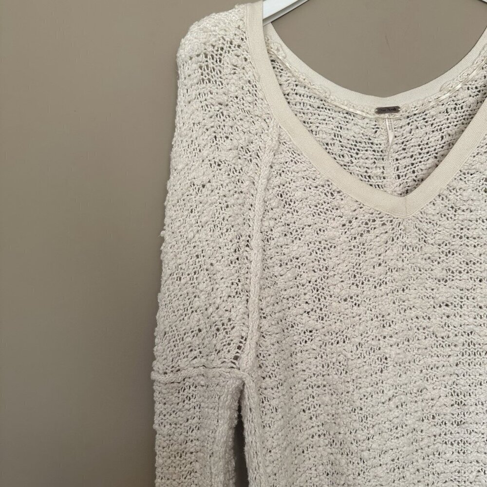 Free People Women XS Songbird Long Chunky Sweater Ivory V Neck Raglan Sleeve - Picture 5 of 8